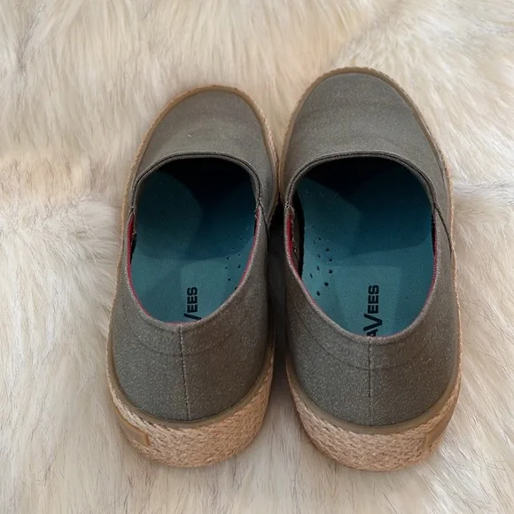 SeaVees Oceanside Espadrille High NIB Size 10 - Picture 4 of 5